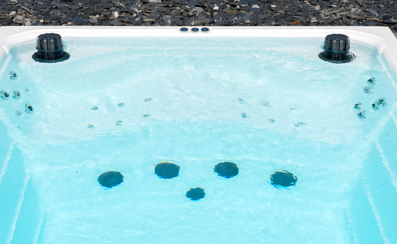 La M'Water : notre piscine suréquipée, notre espace détente- Aquilus Piscines et Spas Strasbourg