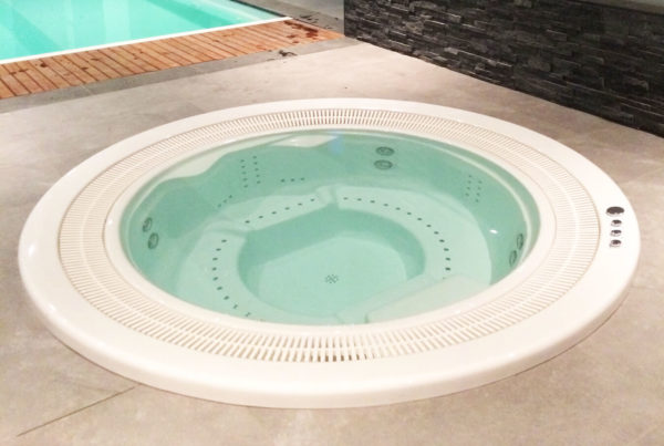 Spa à débordement - spa enterré - Aquilus Spas