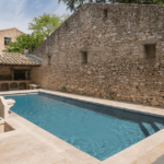 Piscine en Provence et fontaine de Jouvence Aquilus Uzès