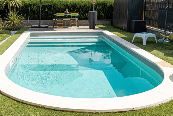 Piscine arrondie concept marquises