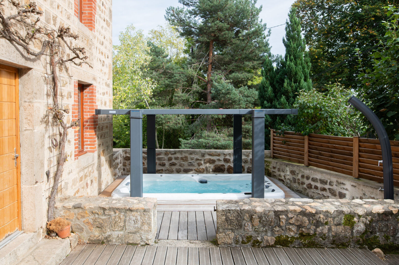 Spa de nage RF2 - AQUILUS FEURS