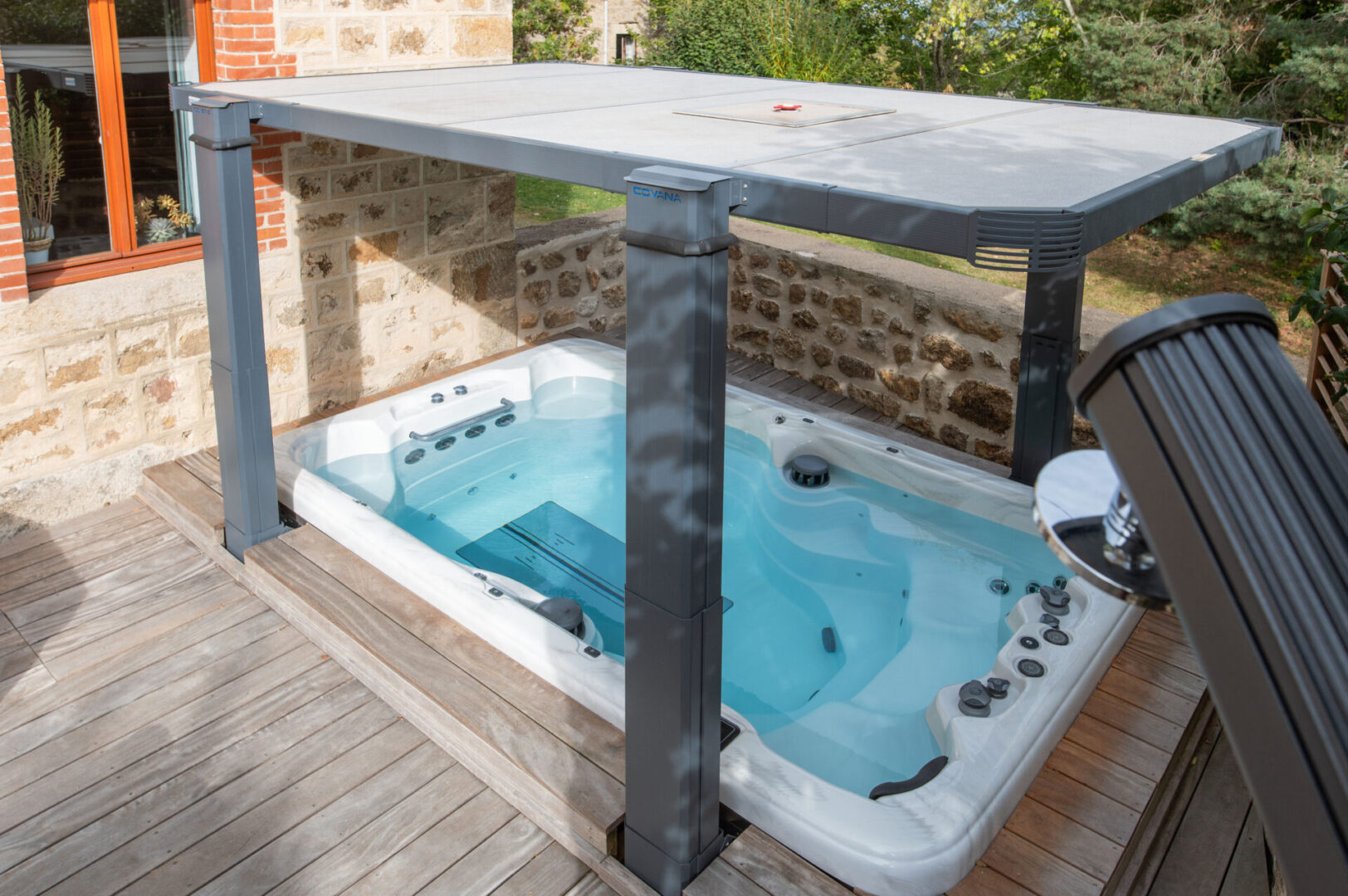 Spa de nage RF2 - AQUILUS FEURS