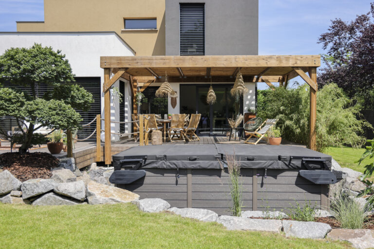 Aquilus - Spa de Nage RL4 COUVERTURE